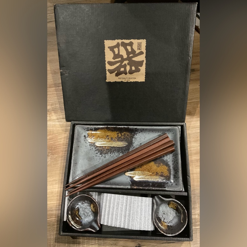 Japanese Dish Set with Chopsticks Miya Company Inc.